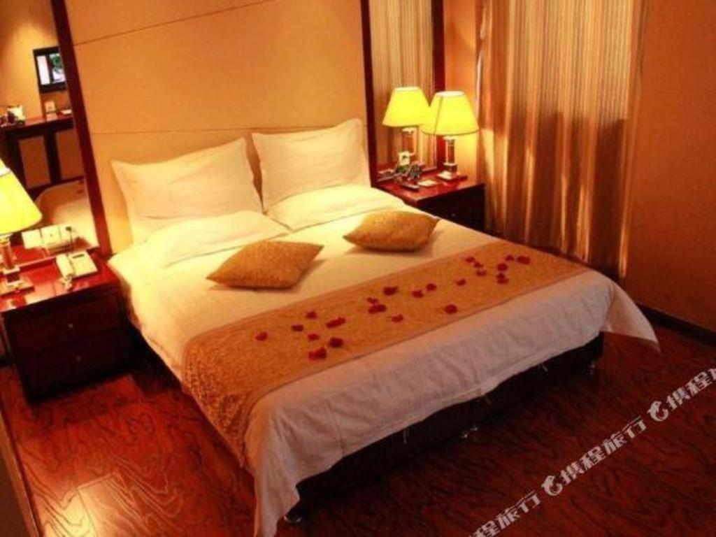 Greentree Inn Taiyuan Pingyang Road Business Hotel Экстерьер фото
