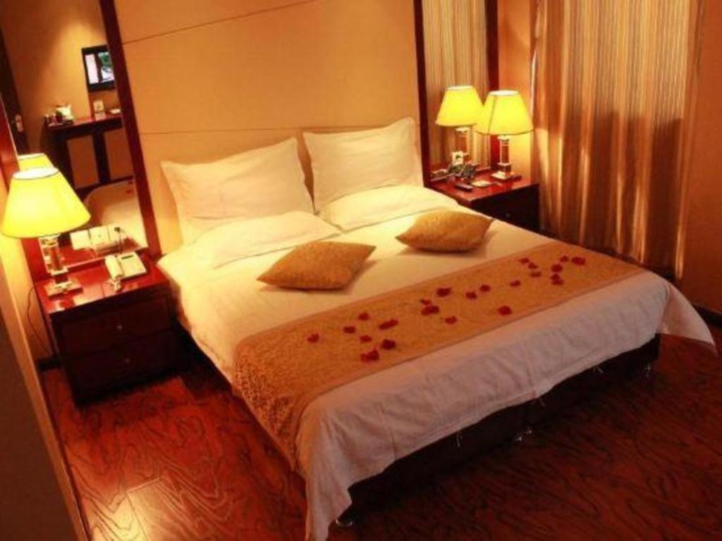 Greentree Inn Taiyuan Pingyang Road Business Hotel Экстерьер фото