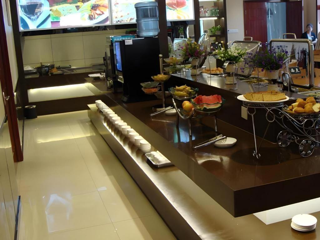 Greentree Inn Taiyuan Pingyang Road Business Hotel Экстерьер фото